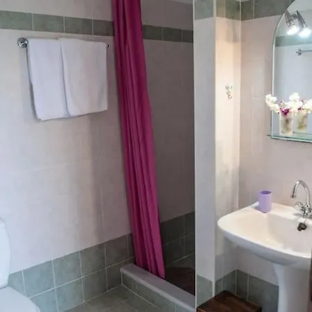 בית נופש Phyllida - M4