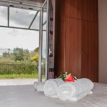 Phyllida - M4 Дом отдыха *