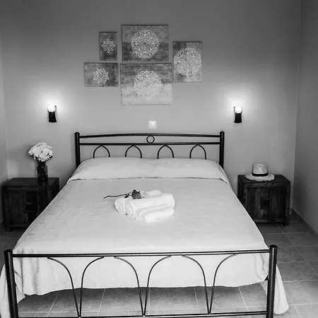 Phyllida - M4 펜션 *